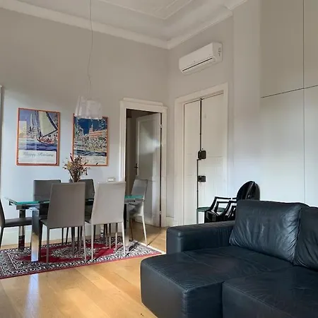 Casa Alberta - Parcheggio Privato Gratuito Daire